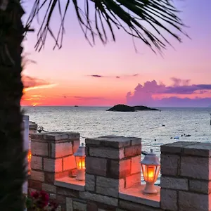 Castle **** Ksamil